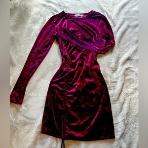 Velvet fitted dress